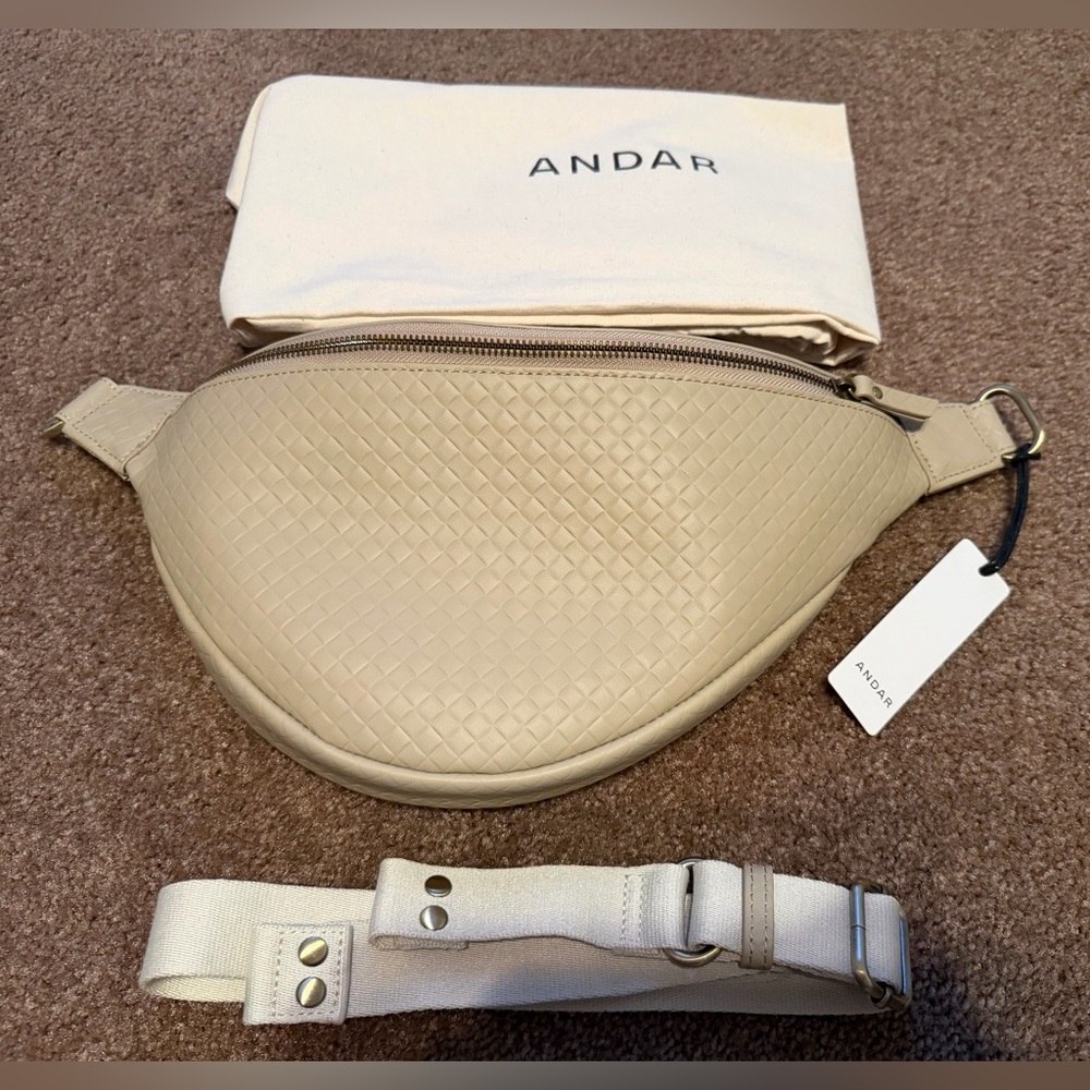 Andar-The Tatum-NWT